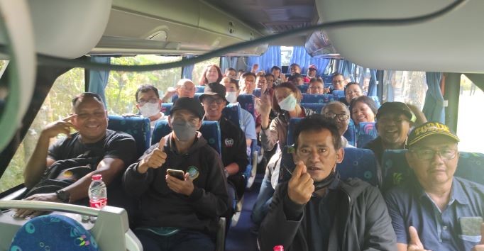 bus1--